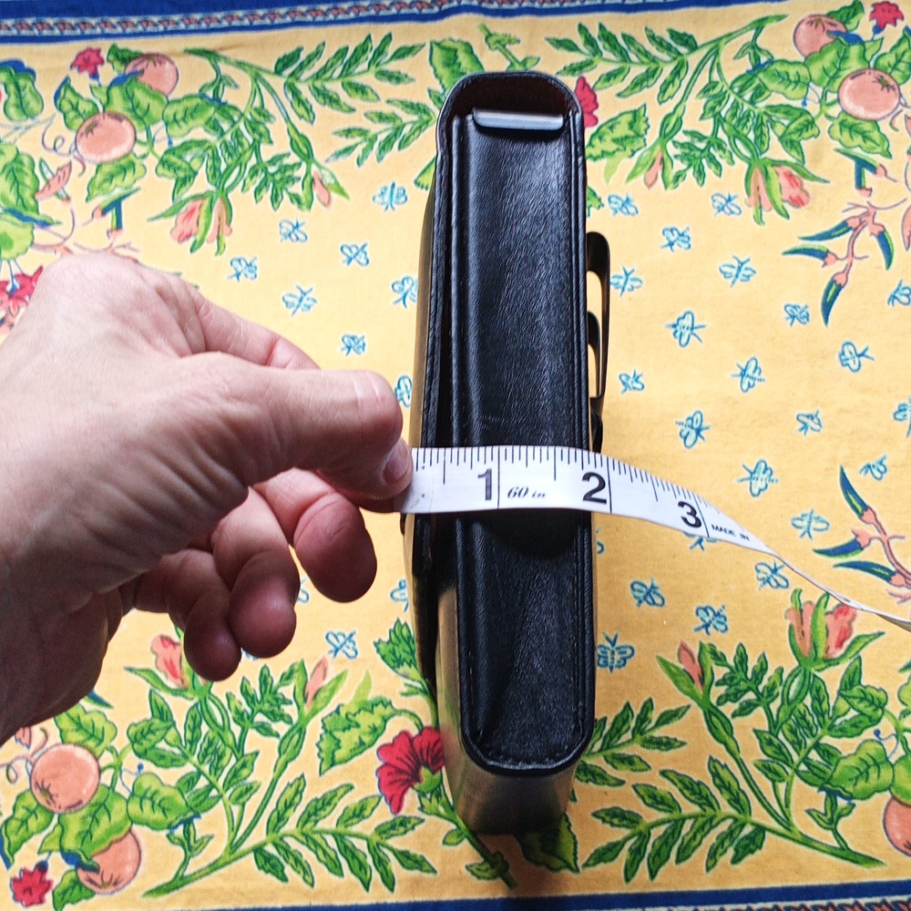 SP Sneaky Pete Black Leather Holster Holder With Clips & Magnetic Closure - Picture 6 of 7